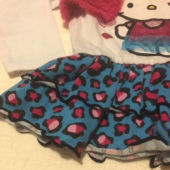 12m (4/$20) 2-Pc Hello Kitty Outfit - Picture 7 of 14
